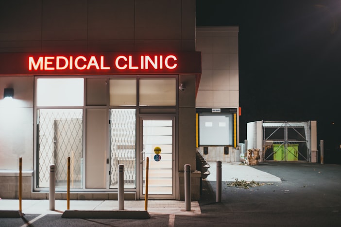 Dental Implant Complications: What Can Go Wrong, How Common It Is, and What Fixes It