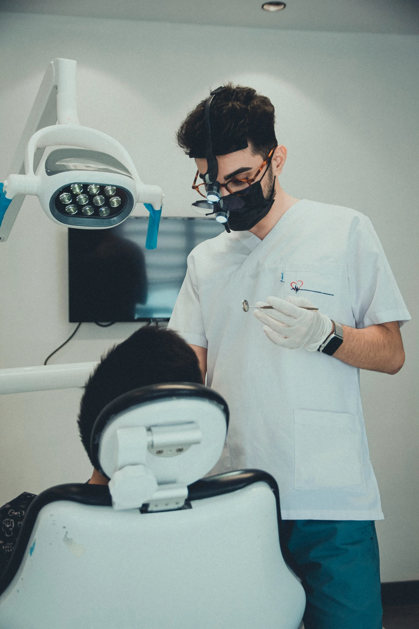 How Much Emergency Dental Treatment Costs in the UK
