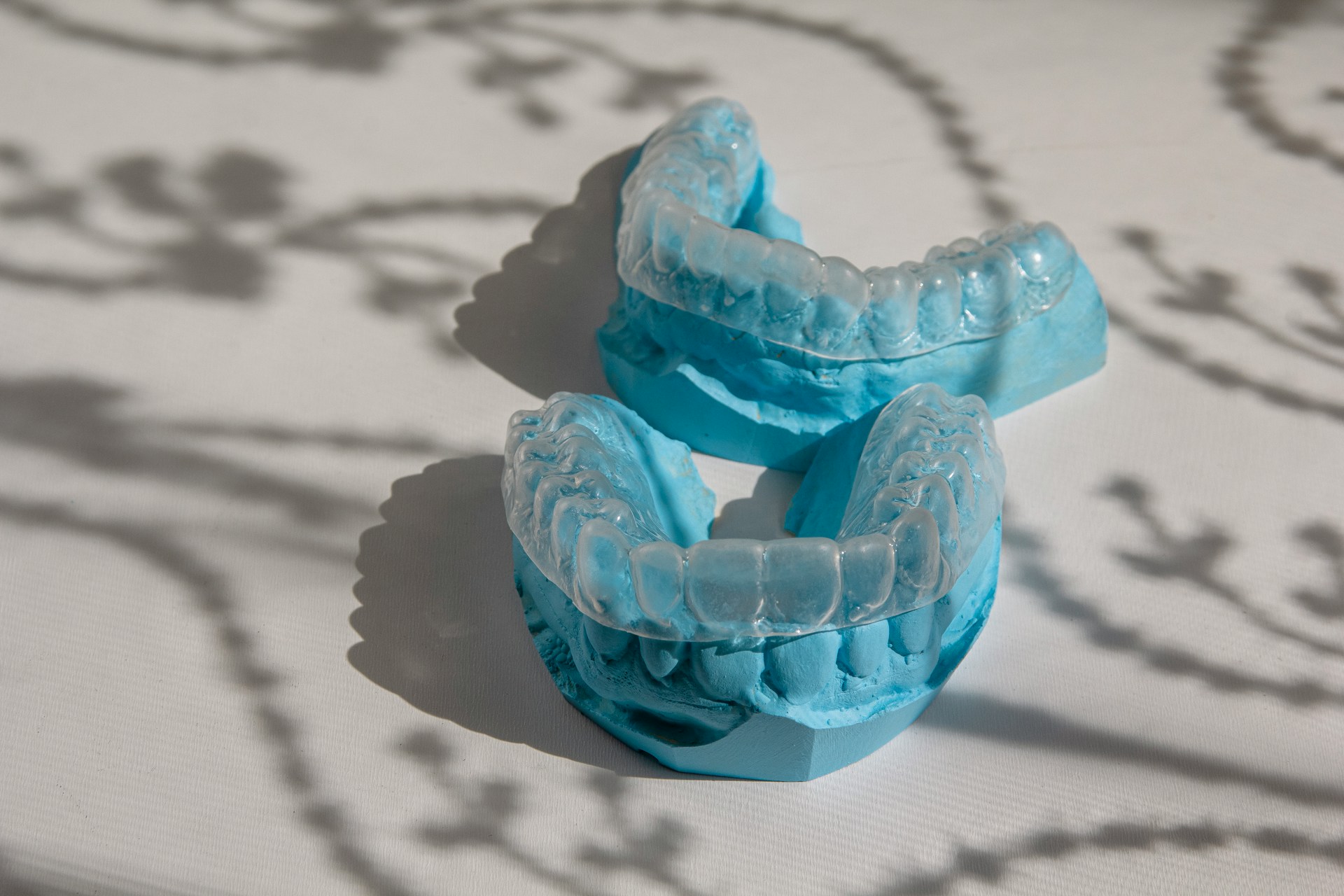 Traditional Braces vs Invisalign: The Honest Comparison for 2026